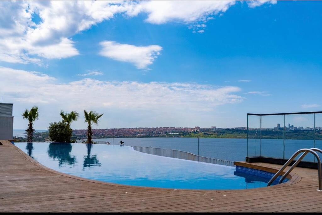 Golden Stones House Sea And Lake View اسطنبول المظهر الخارجي الصورة