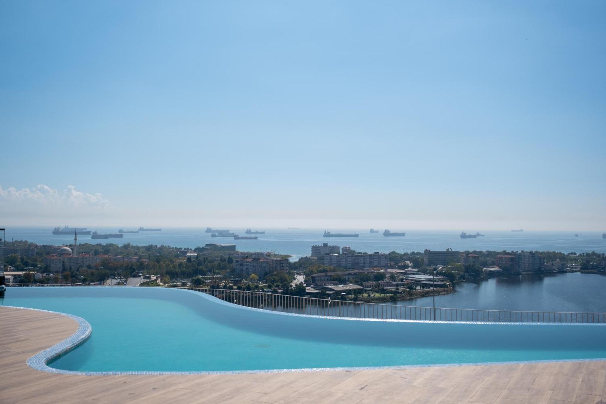 Golden Stones House Sea And Lake View اسطنبول المظهر الخارجي الصورة