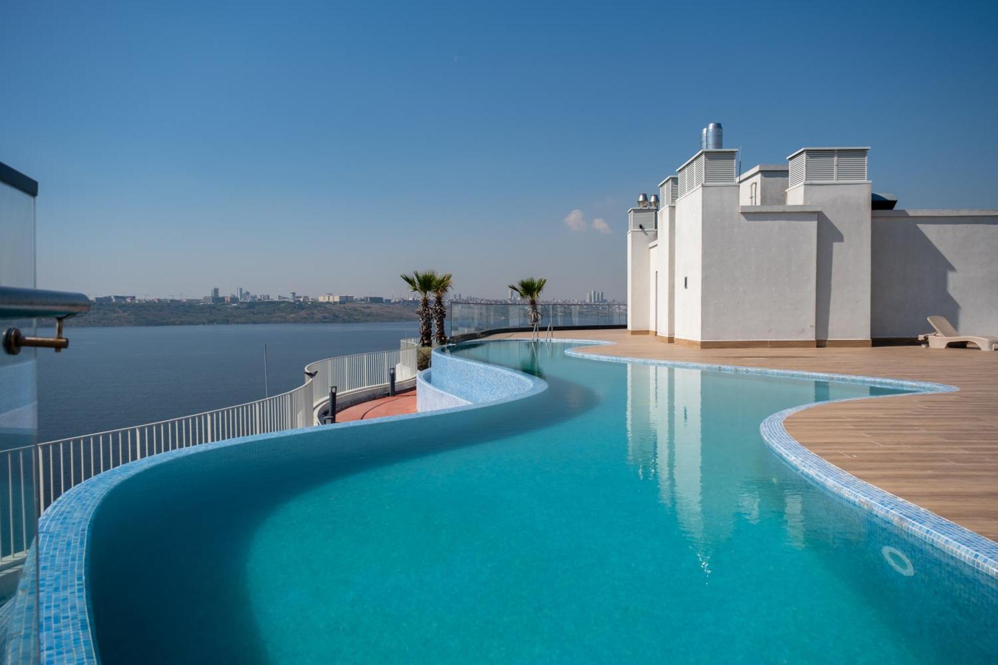 Golden Stones House Sea And Lake View اسطنبول المظهر الخارجي الصورة